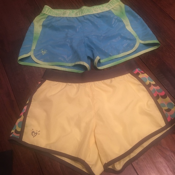 Girls shorts - Picture 1 of 3